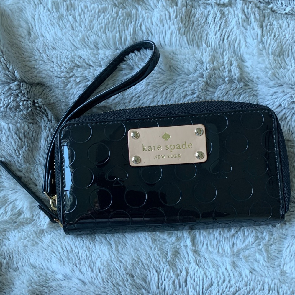 Kate Spade patent leather wristlet